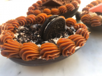 Huevo de pascua relleno de oreo