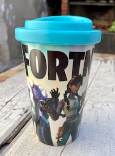 Vaso con tapa Fortnite